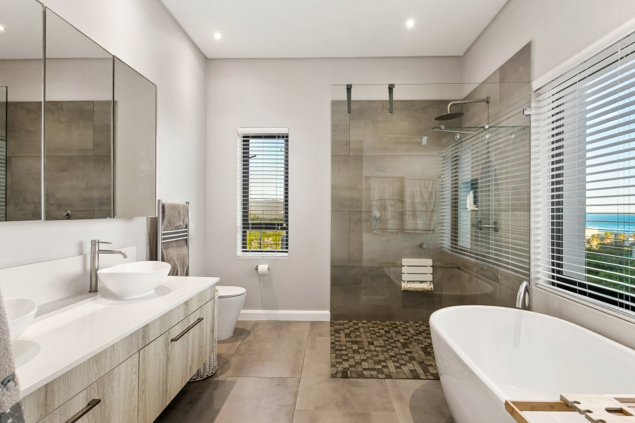 3 Bedroom Property for Sale in Myoli Beach Western Cape